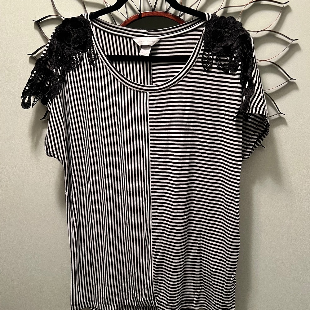 Christopher & Banks sz XL black and white striped top with black floral accent